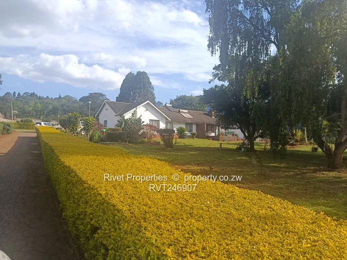 Glen Lorne Property For Sale Access To Enterprise Road