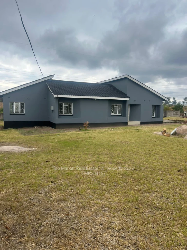 3 Bed Houses for Sale in TMR204157