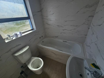 3 Bedroom Garden Flat