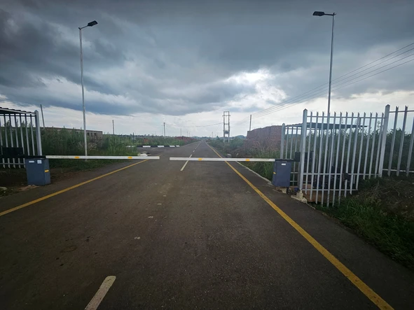 Stands & Residential Land