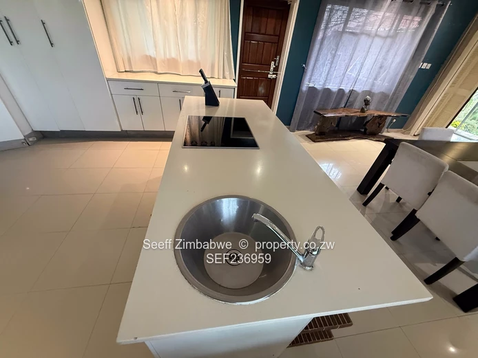 Prime Glen Lorne Real Estate: Solid 4-Bed Home on Over 1.7 Acres