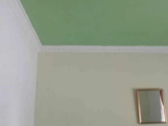 2 Bedroom Garden Flat