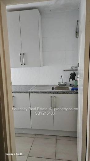 Compact sitter unit for Sale. (Sole Mandate)