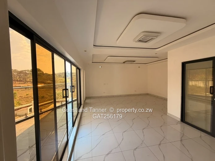 HELENSVALE 14,169m² DEVELOPMENT OPPORTUNITY | USD $2.2M