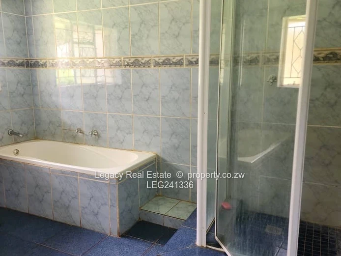 4-Bed Home with Cottage & Pool – Greendale close to Kamfinsa Shops