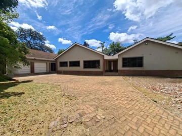 6 Bedroom Flat & Apartment