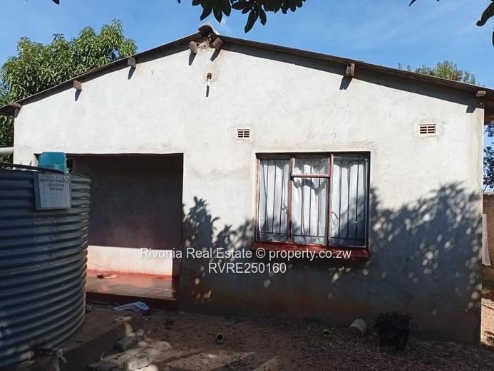 4-Bed Budiriro Home — Walled, Verandah & 24hr Security