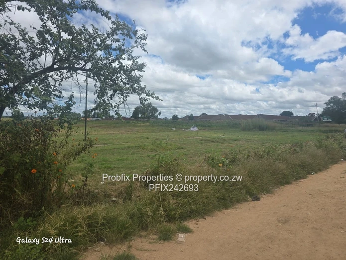 *High-Potential Commercial Property in Chitungwiza (Zengeza)* (Sole Mandate)