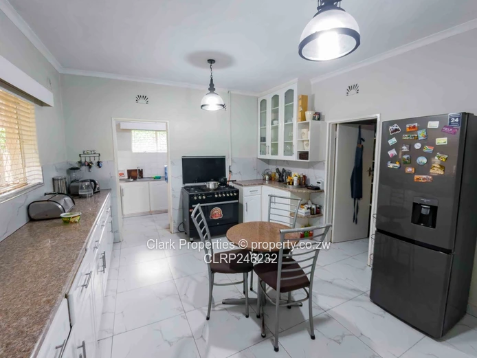 Beautiful And Cosy Family Home!