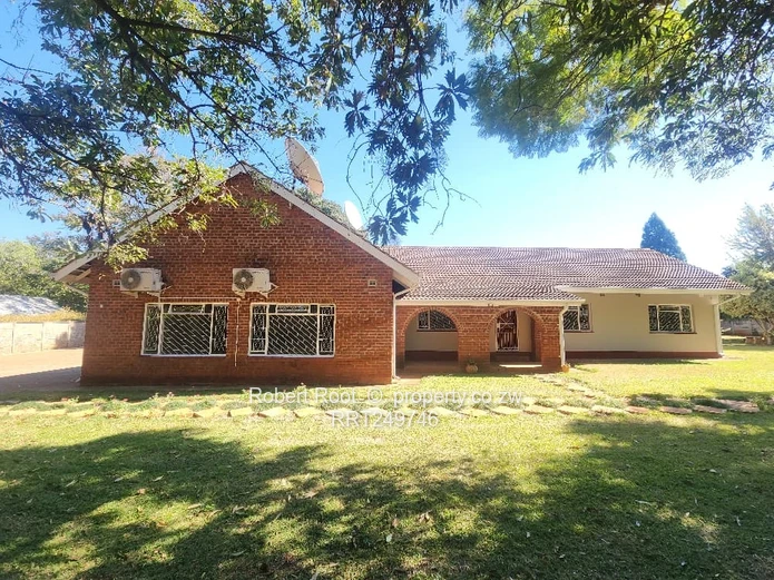 Prime Commercial Space for Rent In Greendale
