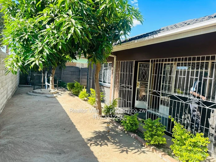 Highfield House for Rent (Sole Mandate)