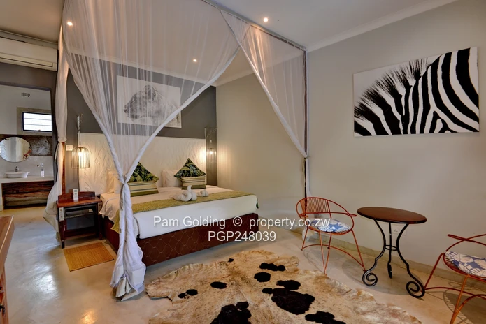 Boutique Hotel in Mica Point Kariba with Lake Views