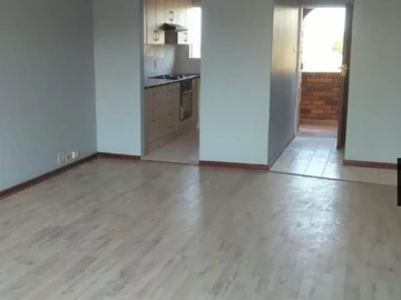 2 Bedroom Flat & Apartment