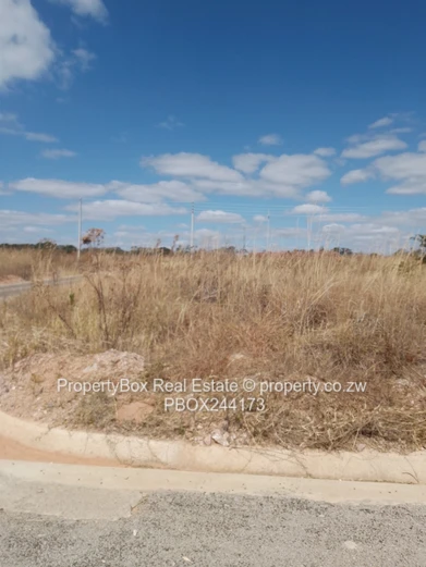 Taona Park, Ruwa stand for sale! 