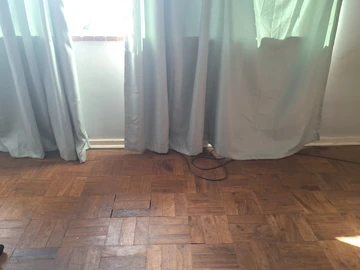 2 Bedroom Flat & Apartment