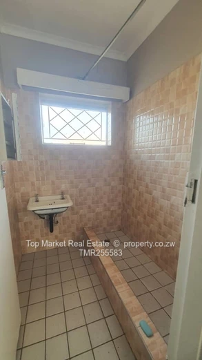 Msasa Park house for rent