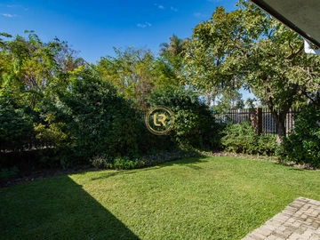 3 Bedroom Flat & Apartment