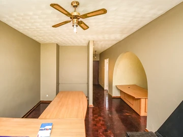 3 Bedroom Flat & Apartment