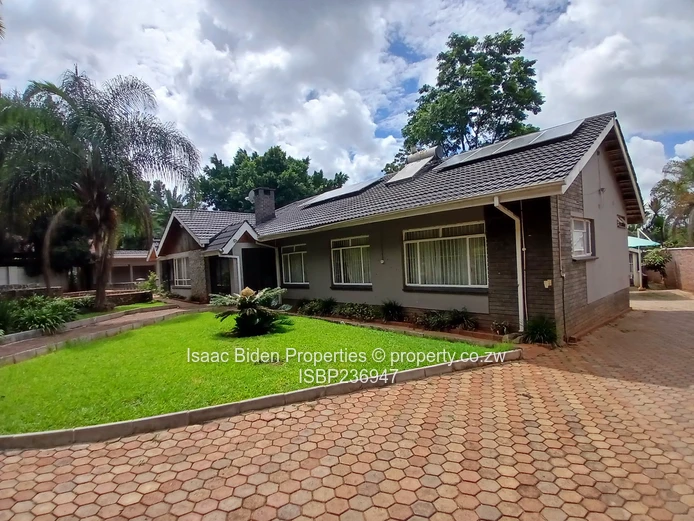 Chisipite 4 Bedroom House with Pool