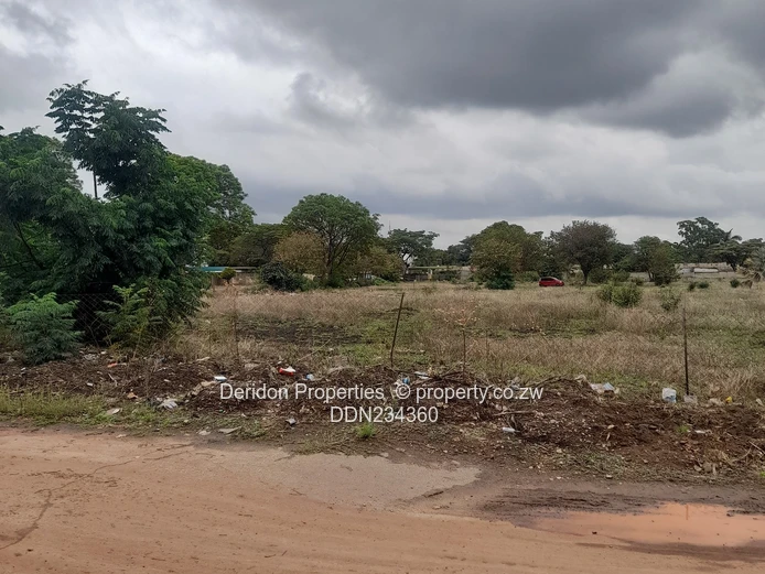 Prime land suitable for commercial use or Flats and Apartments 