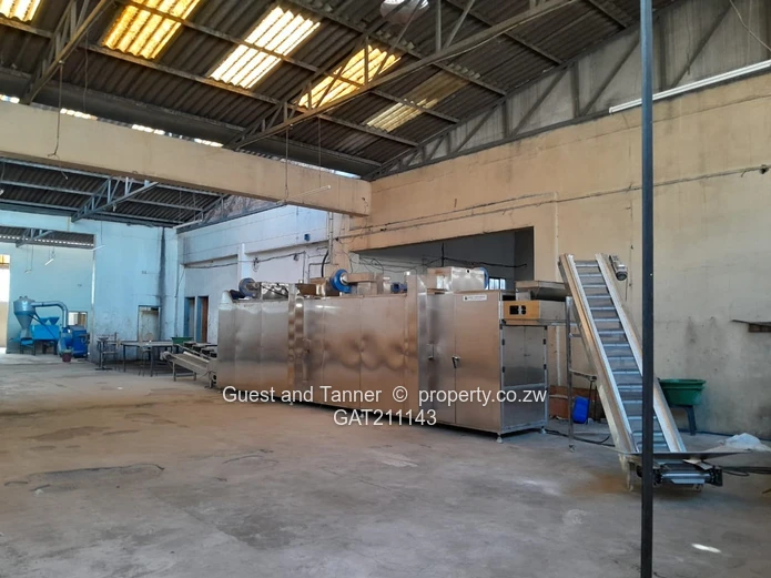 742 sqm Waterfalls Warehouse & Factory for rent