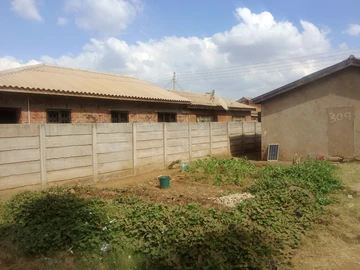 2 Bedroom House
