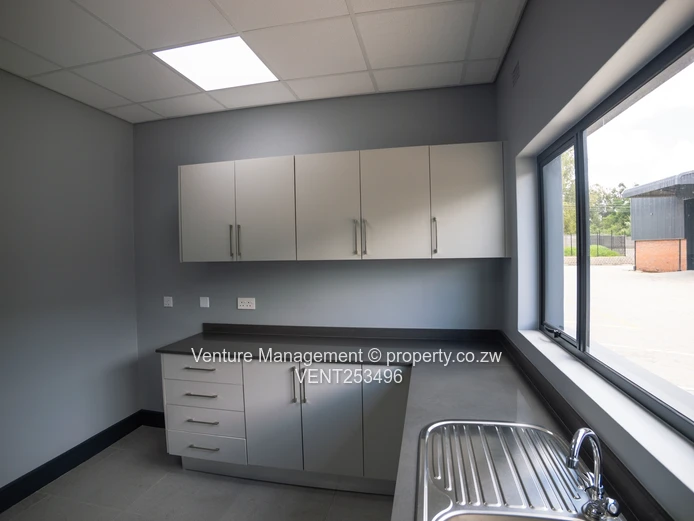 Prime 915sqm Warehouse  Rent – Off Airport Road