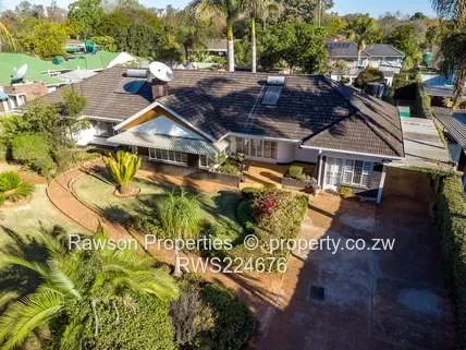 Versatile property in the sought-after area of Alexandra Park