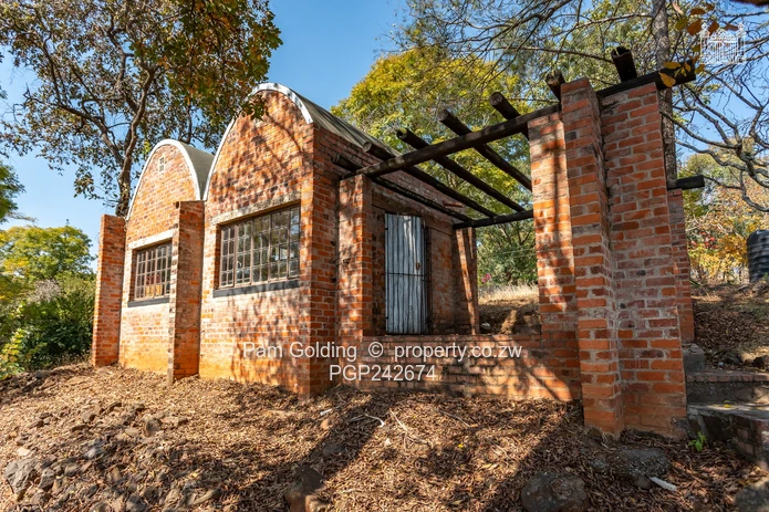 Charming 3 Bedroom Family Home in Serene Setting
