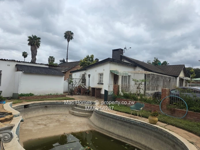 Renovator’S Dream House For Sale – Avondale West