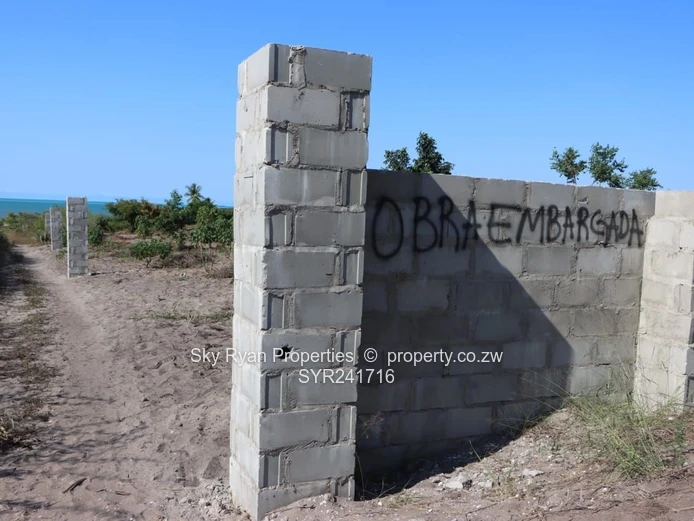 Villanculos Beach, Mozambique Property For Sale
