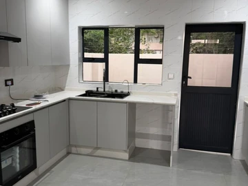 2 Bedroom Garden Flat