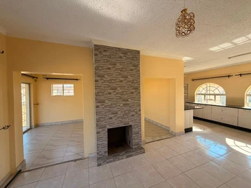 3 Bedroom Flat & Apartment