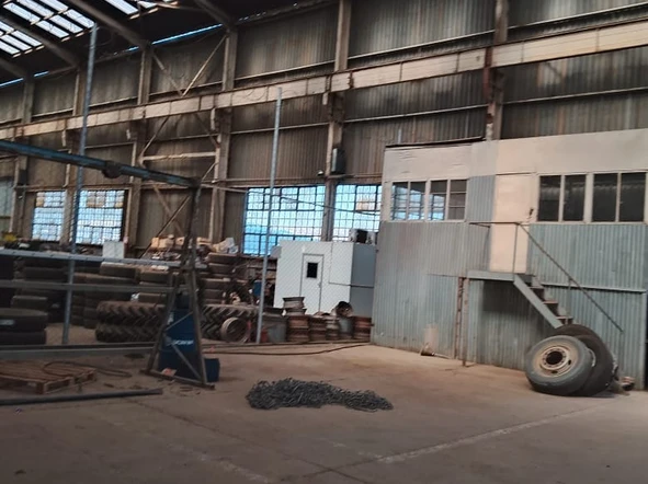 Warehouse & Factory