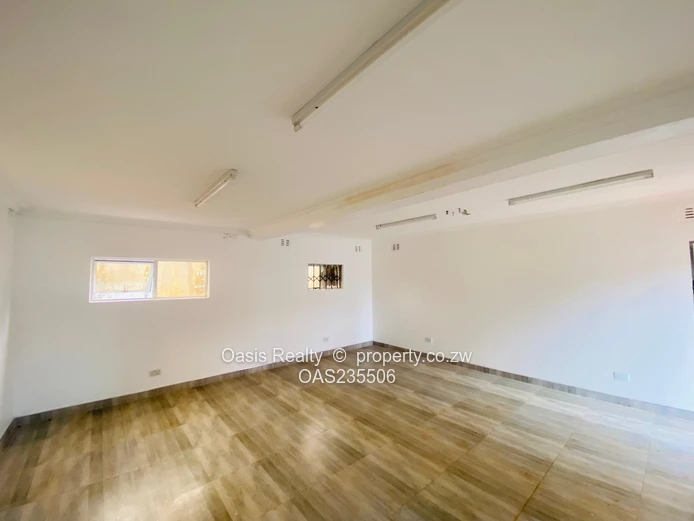 Conviniently located office to rent