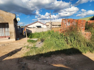 Stands & Residential Land