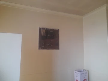 2 Bedroom Flat & Apartment