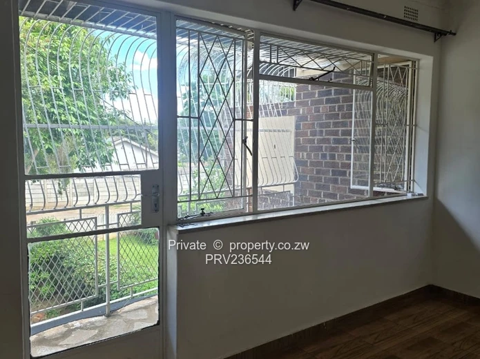 Neat, 2 Bed Duplex Garden Apartment For Rent In Avondale