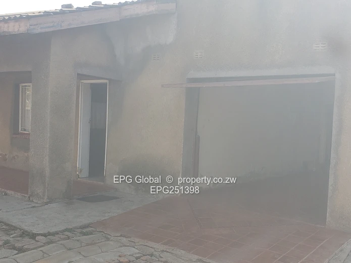 Solid Family house for sale 
