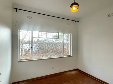 2 Bedroom Garden Flat