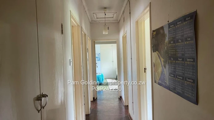 3 Bedroom House In Eastlea (Sole Mandate)