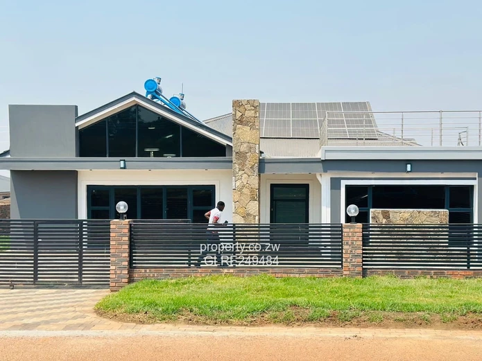 Modern 4-Bed Home in Nyeredzi Ridge - Solar & Borehole