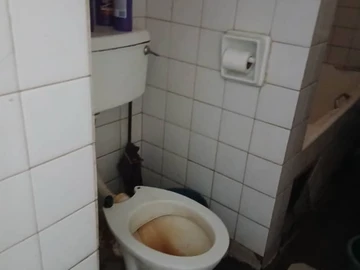 2 Bedroom Flat & Apartment