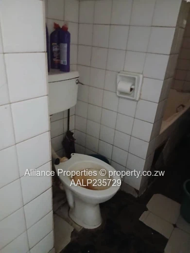 2-Bedroom Residence with Deeds in Eastview Gardens