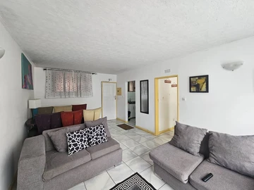 Flat & Apartment