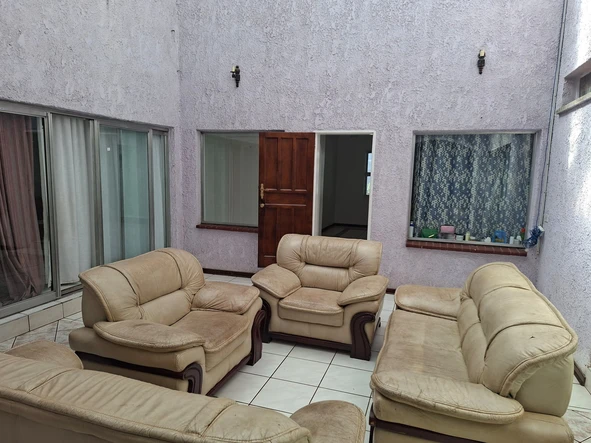 8 Bedroom House