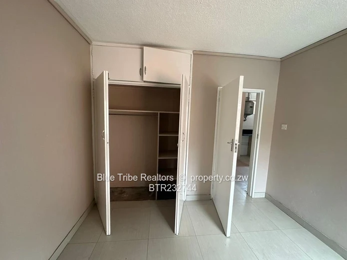 Flat to rent inthe CBD 
