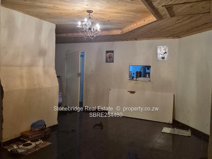 3 Bedroom House in Mahatshula North For Sale