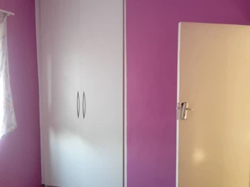 3 Bedroom Flat & Apartment