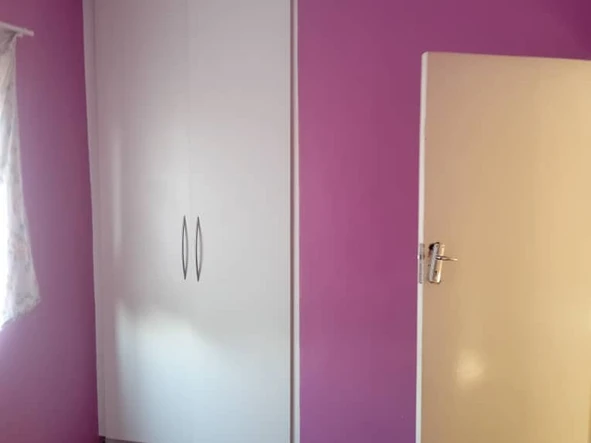 3 Bedroom Flat & Apartment